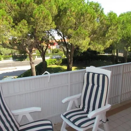 Enjoy A Lovely Flat With Pool 아파트