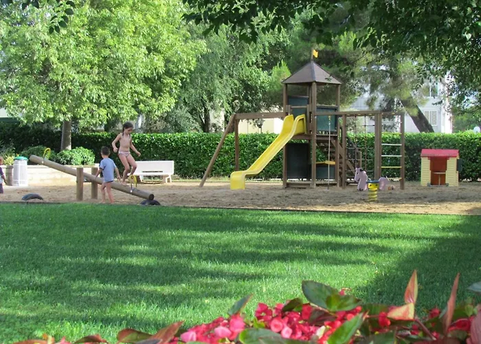 Enjoy A Lovely Flat With Pool 아파트 *