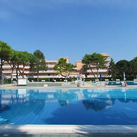 Appartement Enjoy A Lovely Flat With Pool - Beahost Bibione